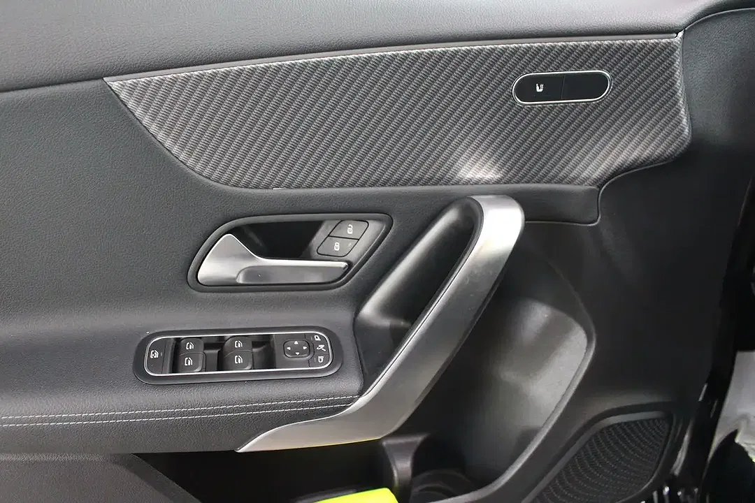 Mercedes-Benz A 200 - Thumbnail 7