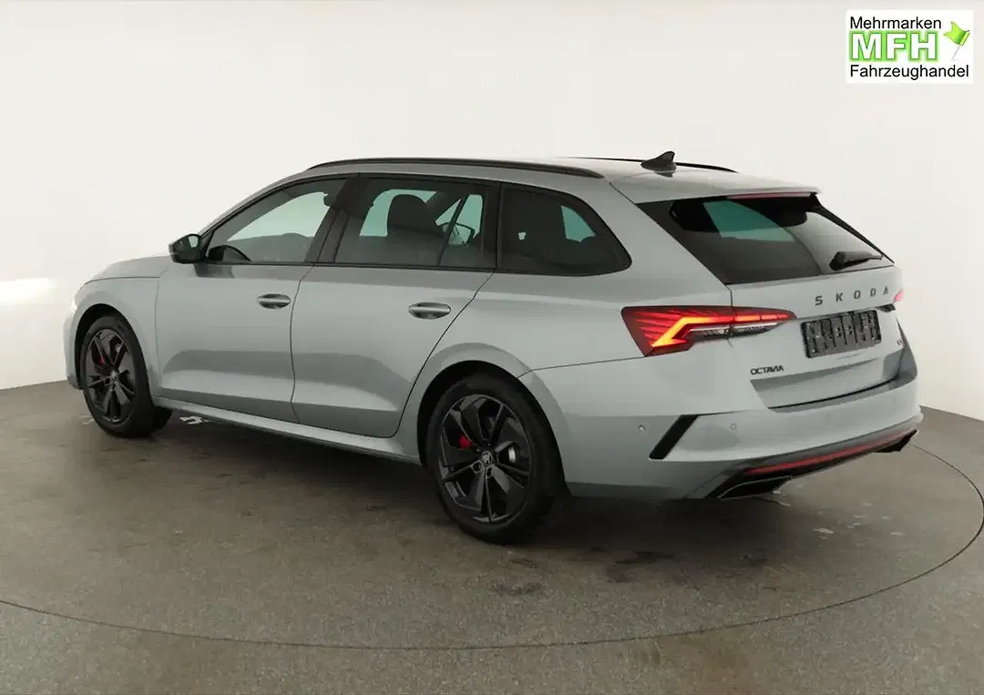 Skoda Octavia - Thumbnail 3