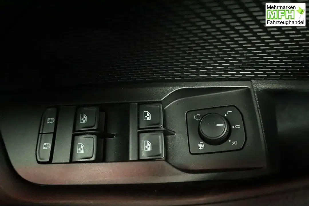 Skoda Octavia - Thumbnail 7