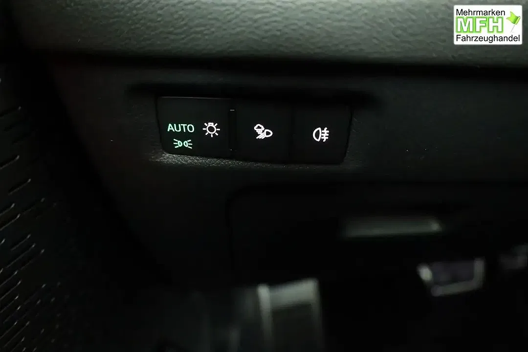 Skoda Octavia - Thumbnail 8