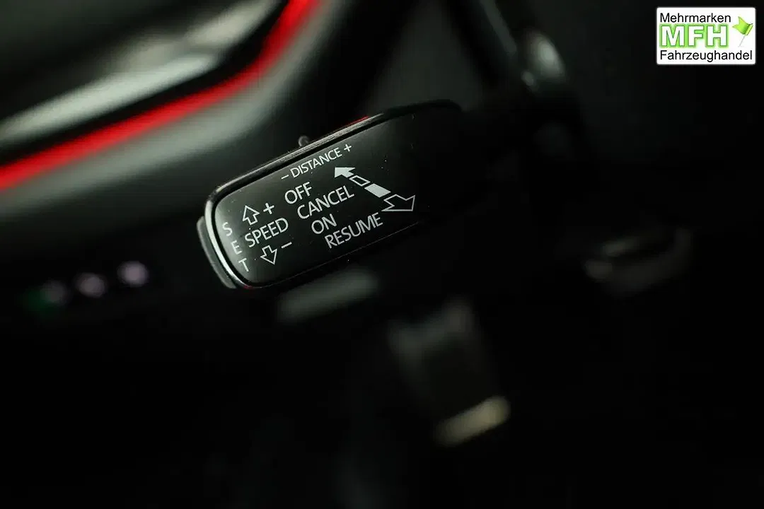 Skoda Octavia - Thumbnail 9