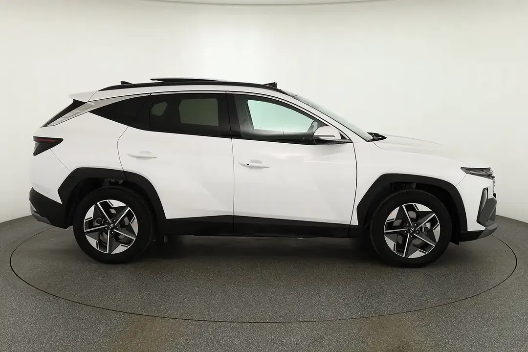Hyundai TUCSON - Thumbnail 5
