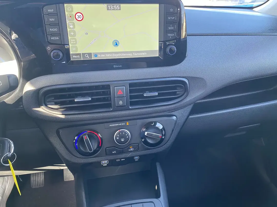 Hyundai i10 - Thumbnail 10