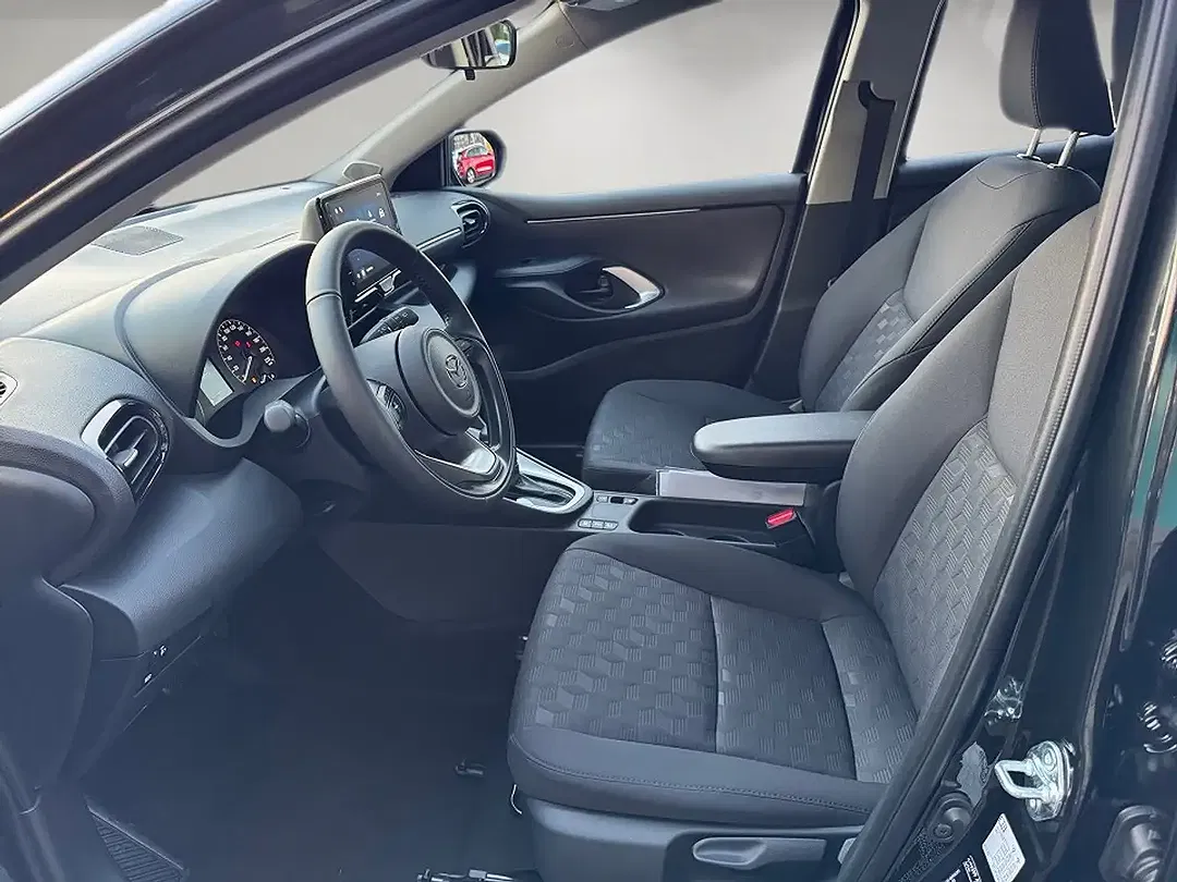 Mazda 2 - Thumbnail 8