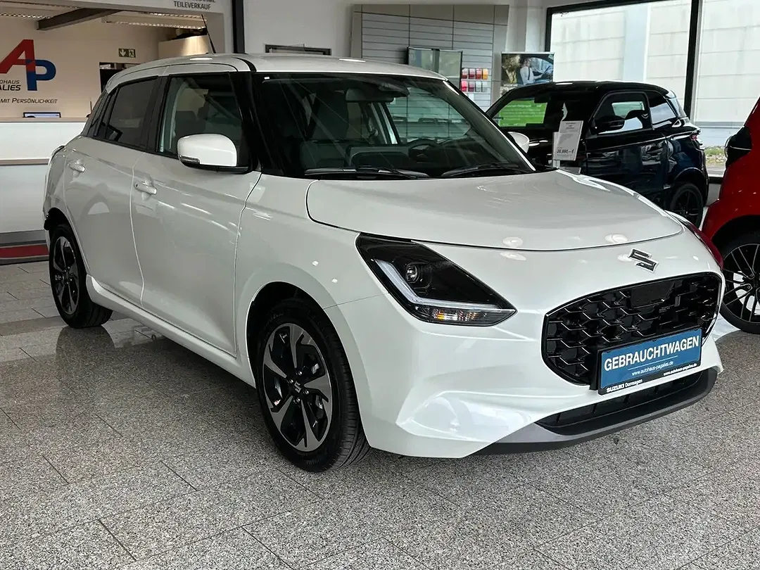 Suzuki Swift - Thumbnail 3