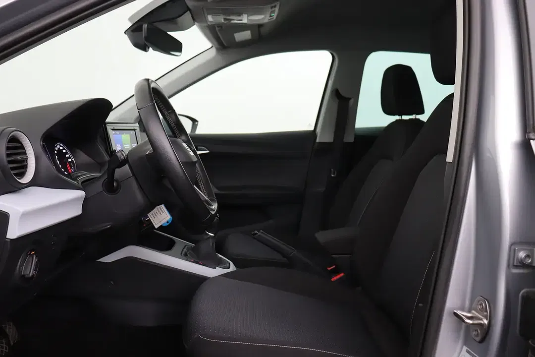 SEAT Arona - Thumbnail 10