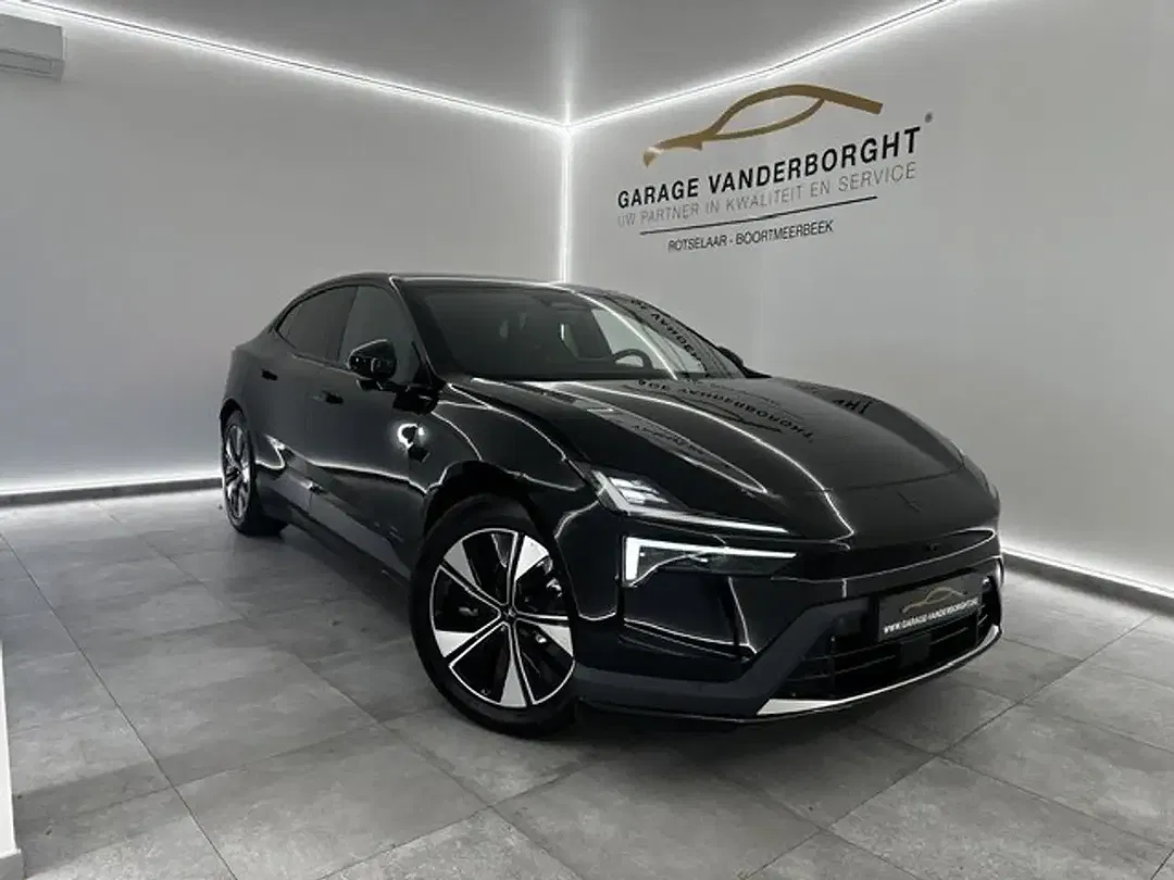 Polestar 4 - Thumbnail 1