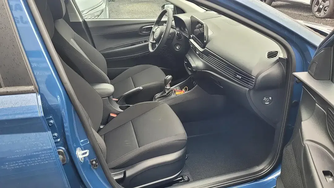 Hyundai i20 - Thumbnail 10