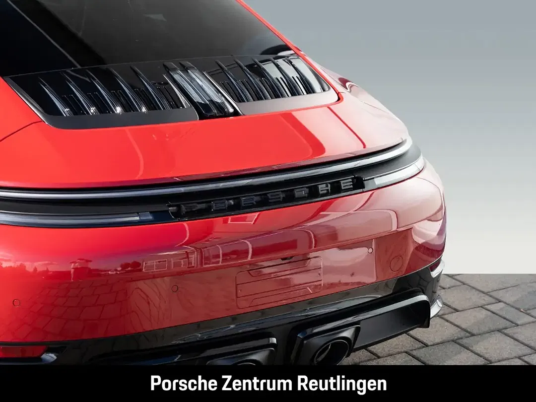 Porsche 992 - Thumbnail 10