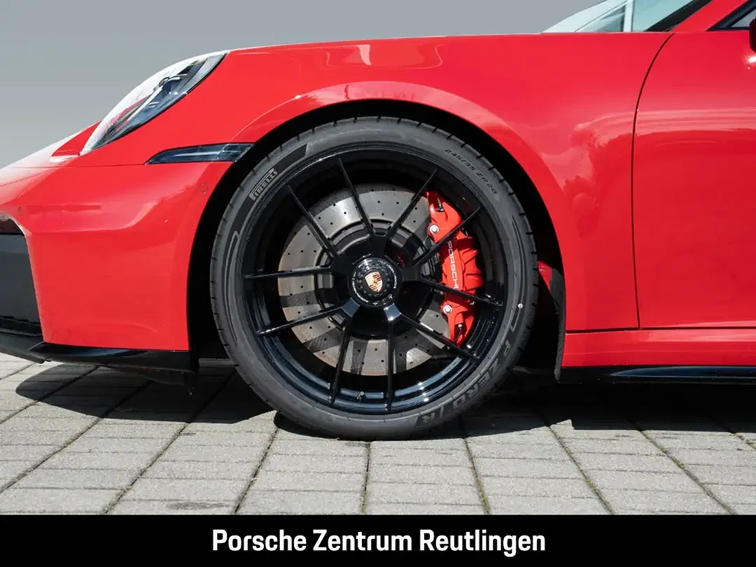 Porsche 992 - Thumbnail 13