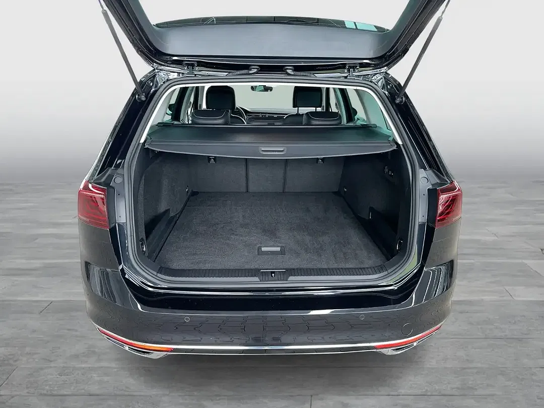 Volkswagen Passat Variant - Thumbnail 5