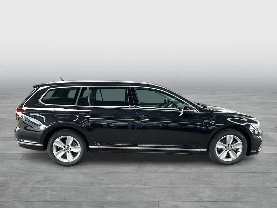 Volkswagen Passat Variant - Thumbnail 7