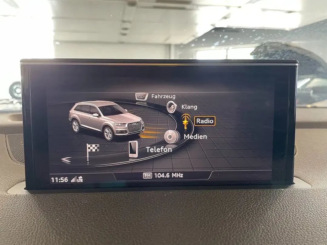Audi Q7 - Thumbnail 15