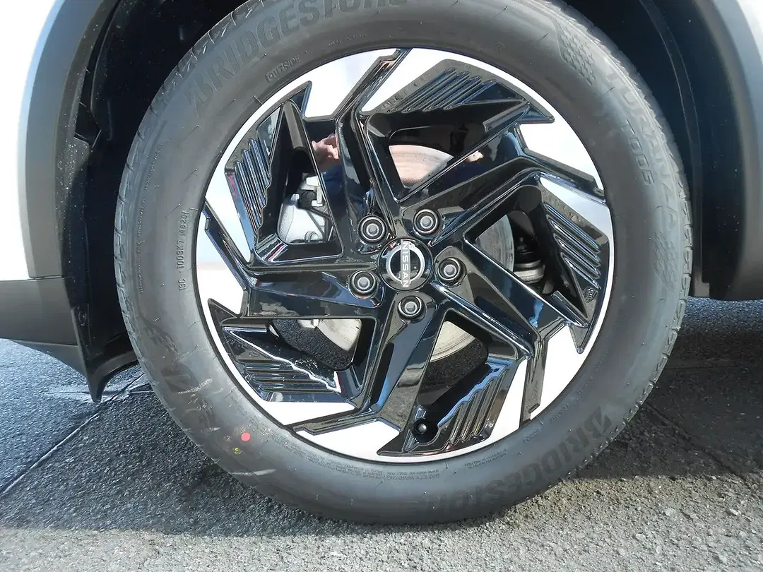 Nissan Qashqai - Thumbnail 4