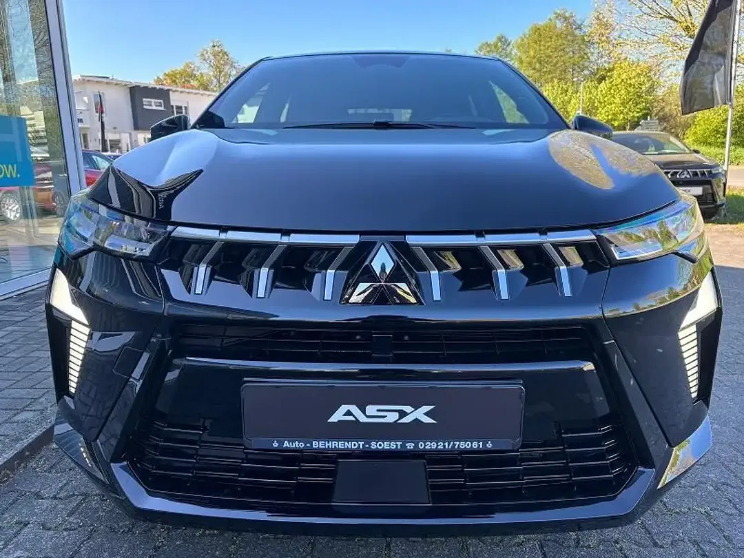 Mitsubishi ASX - Thumbnail 2