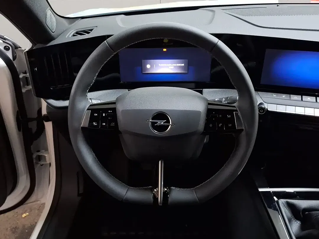 Opel Astra - Thumbnail 8