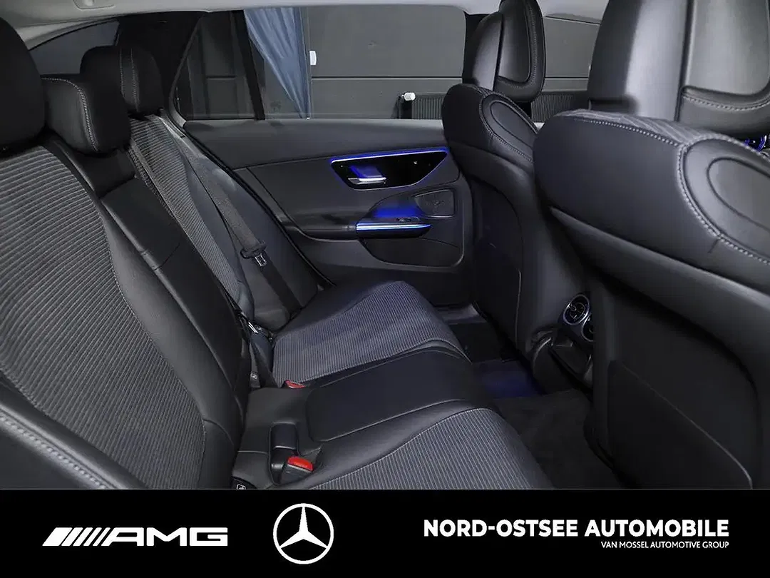 Mercedes-Benz C 200 - Thumbnail 13