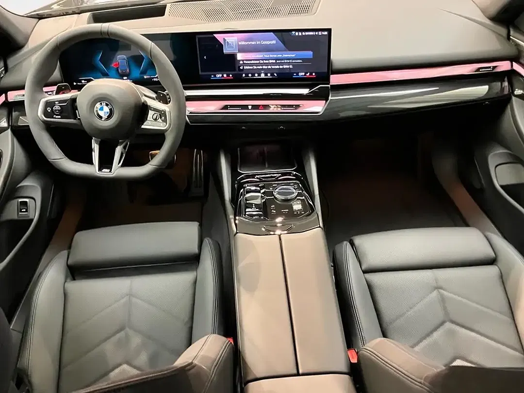 BMW 520 - Thumbnail 12