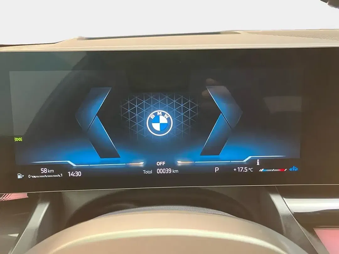 BMW 520 - Thumbnail 13
