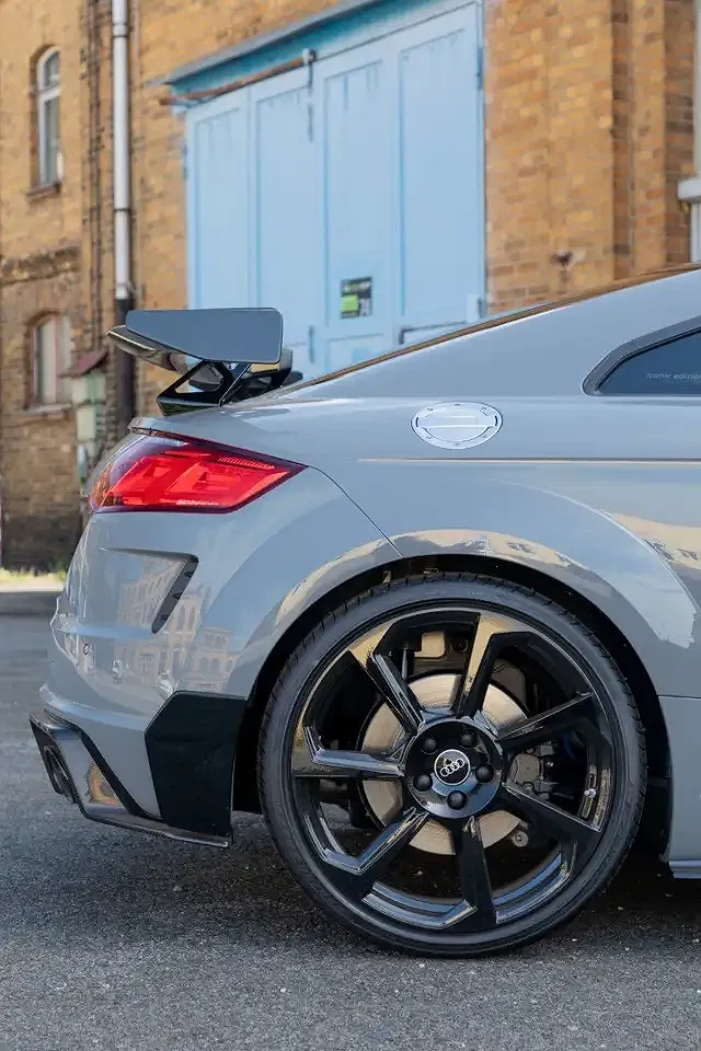 Audi TT RS - Thumbnail 6
