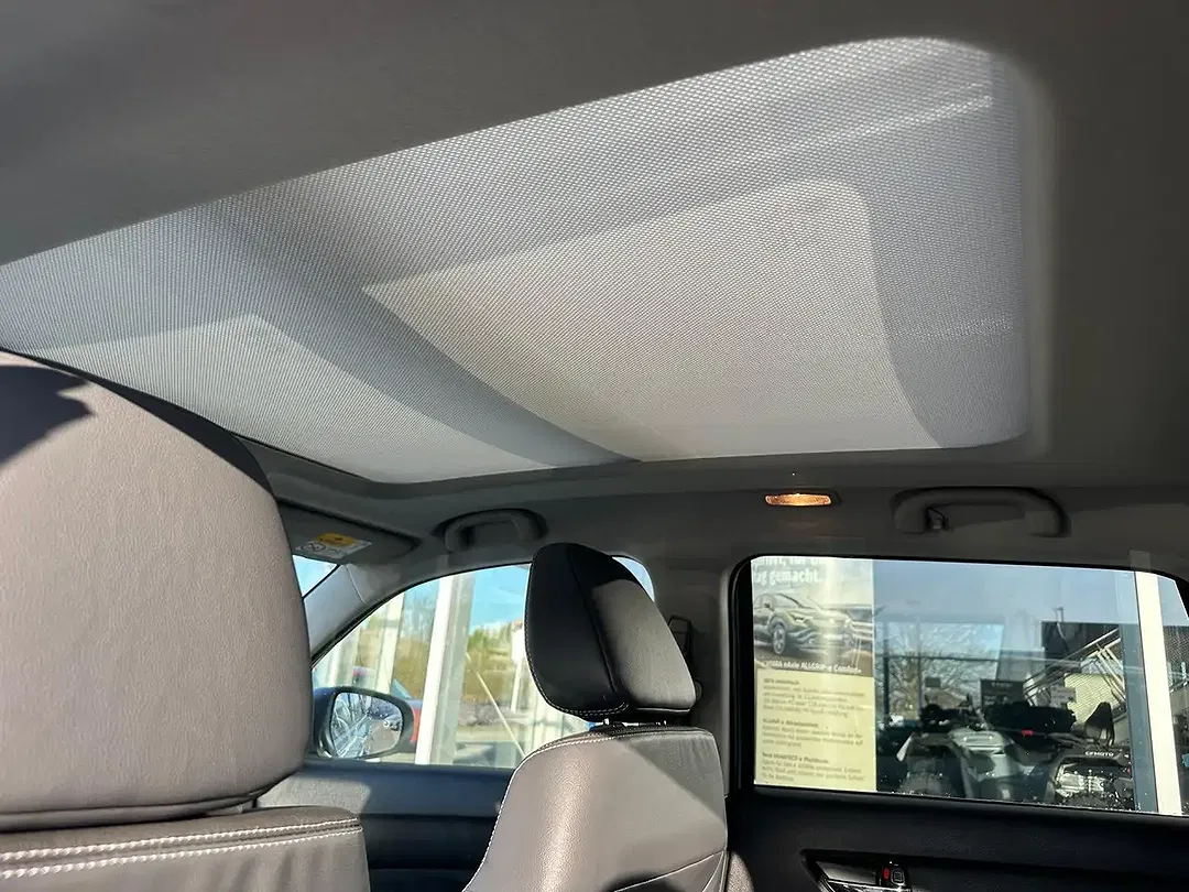 Suzuki Vitara - Thumbnail 12