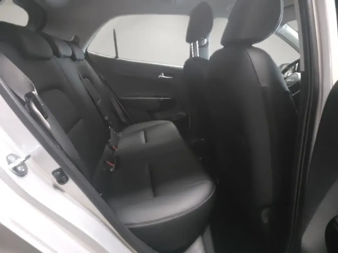 Kia Picanto - Thumbnail 13