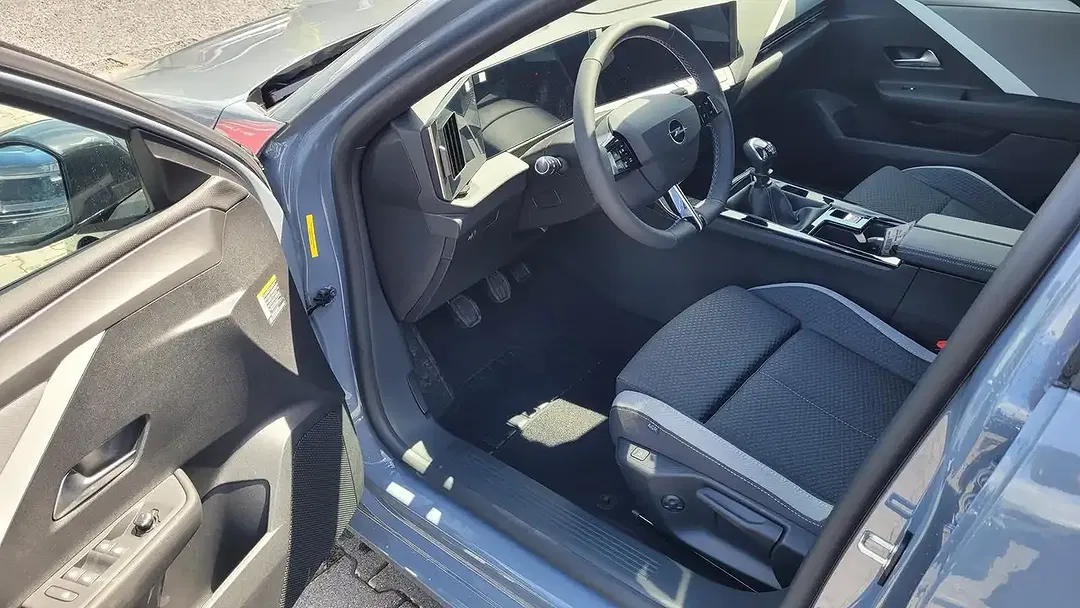 Opel Astra - Thumbnail 7