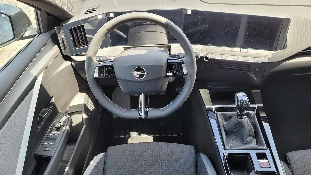 Opel Astra - Thumbnail 8