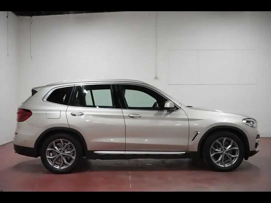 BMW X3 - Thumbnail 3