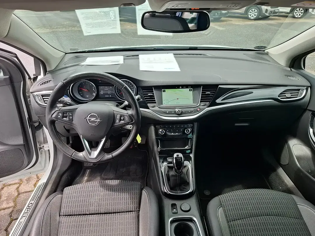Opel Astra - Thumbnail 10