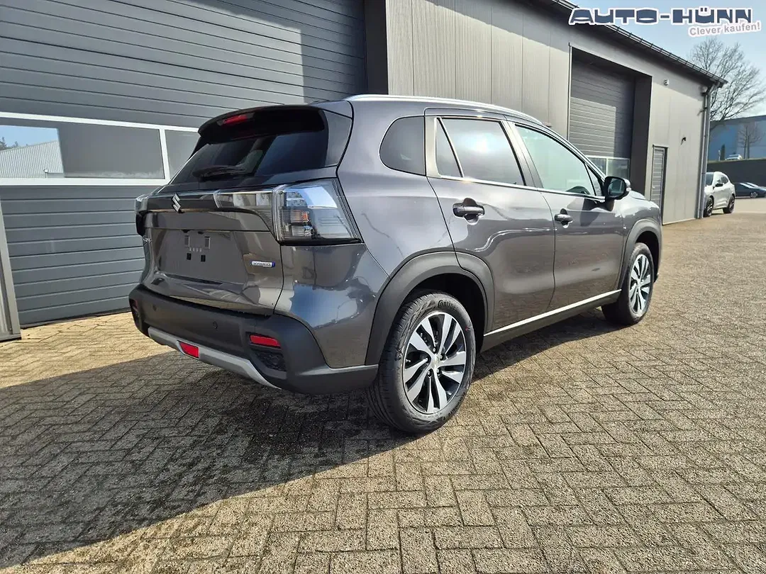 Suzuki S-Cross - Thumbnail 5