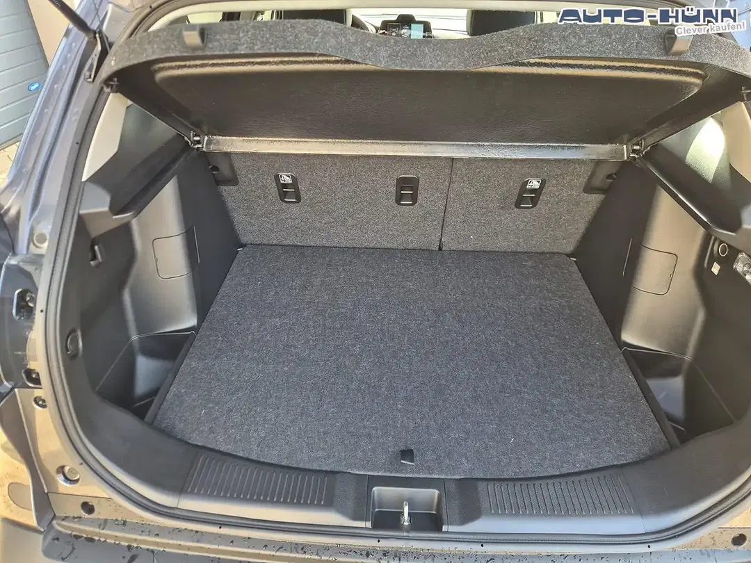 Suzuki S-Cross - Thumbnail 9