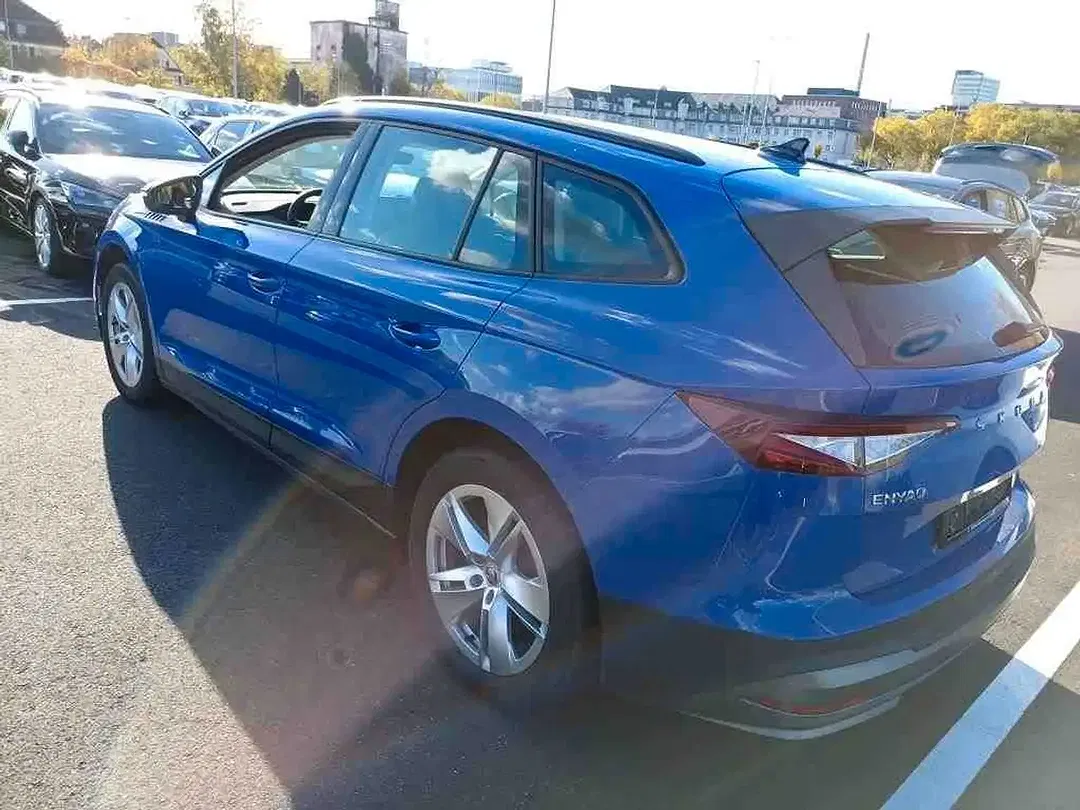 Skoda Enyaq - Thumbnail 4