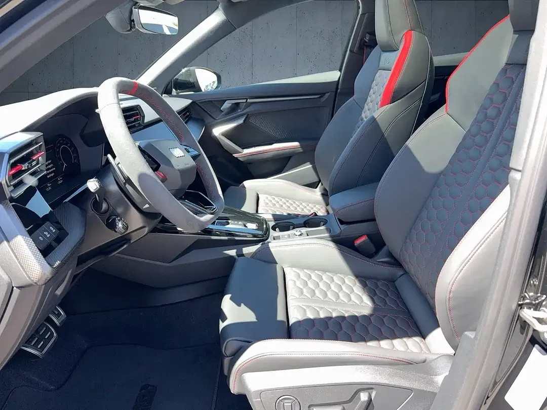 Audi RS3 - Thumbnail 9