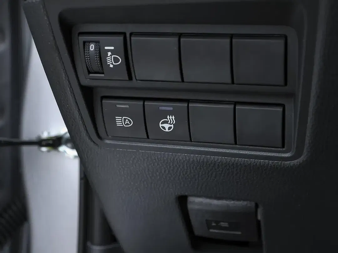 Toyota Yaris - Thumbnail 12