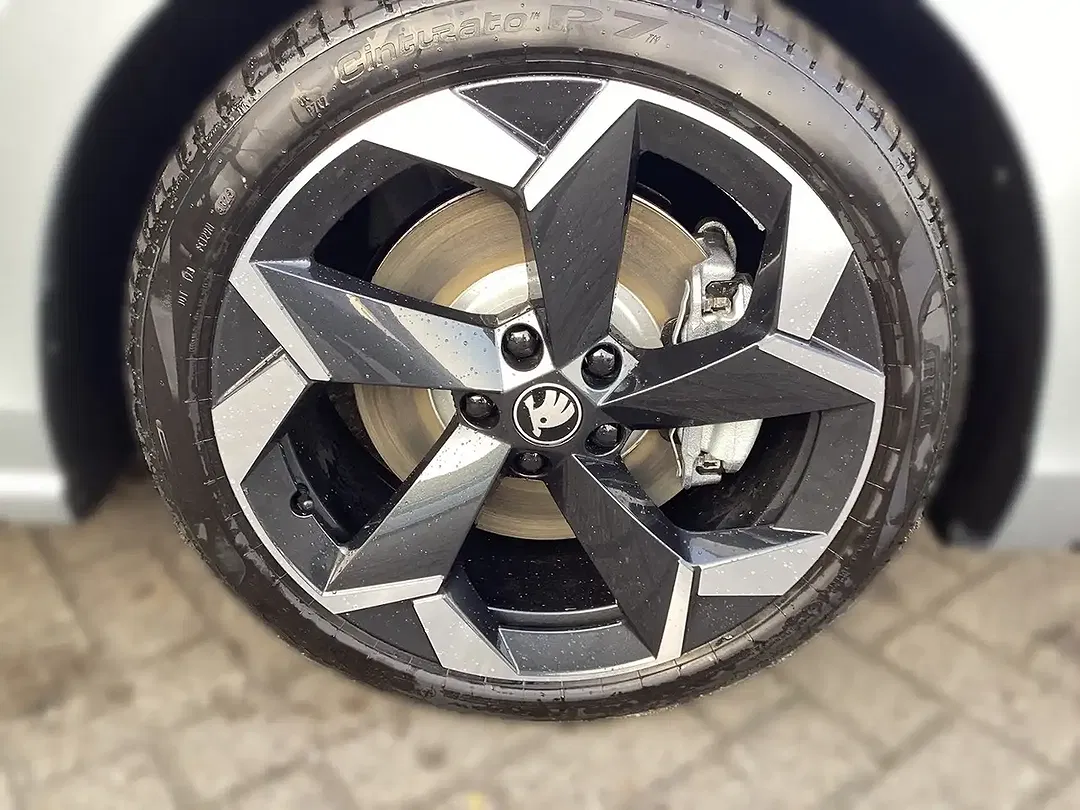 Skoda Superb - Thumbnail 5