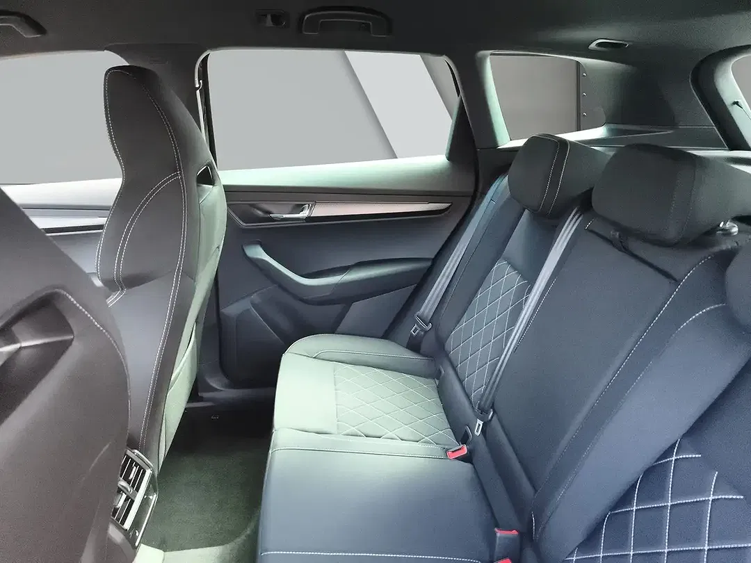 Skoda Karoq - Thumbnail 11