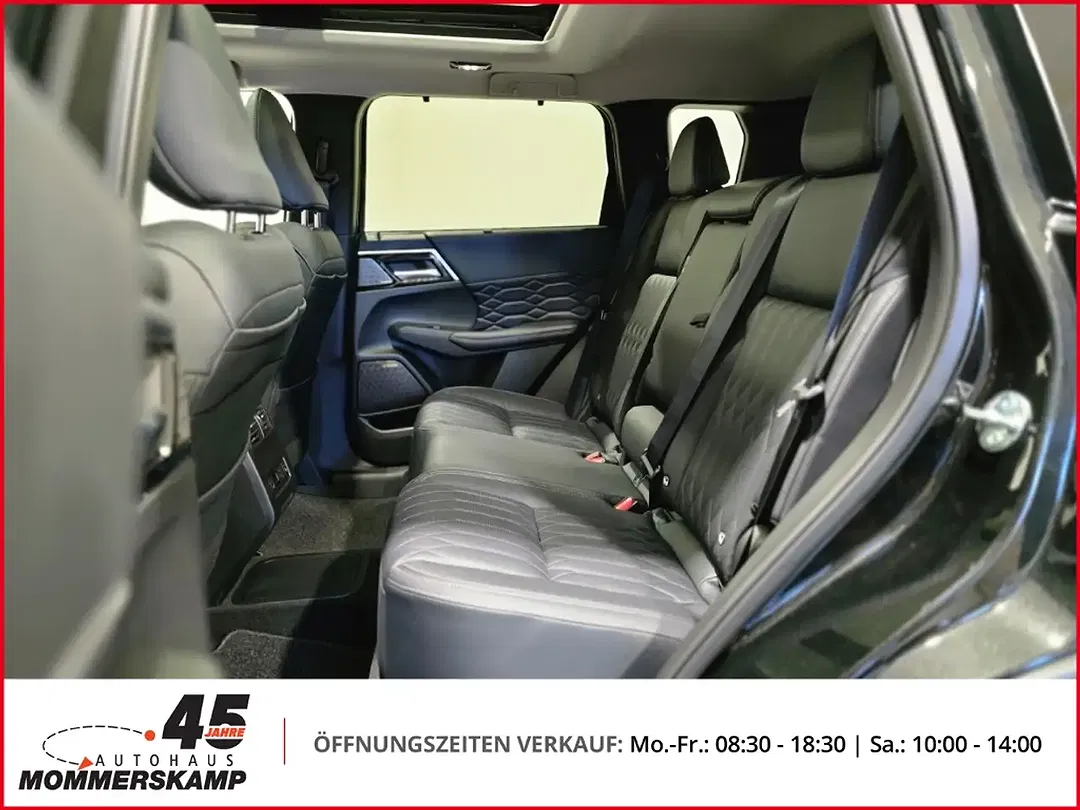 Mitsubishi Outlander - Thumbnail 8