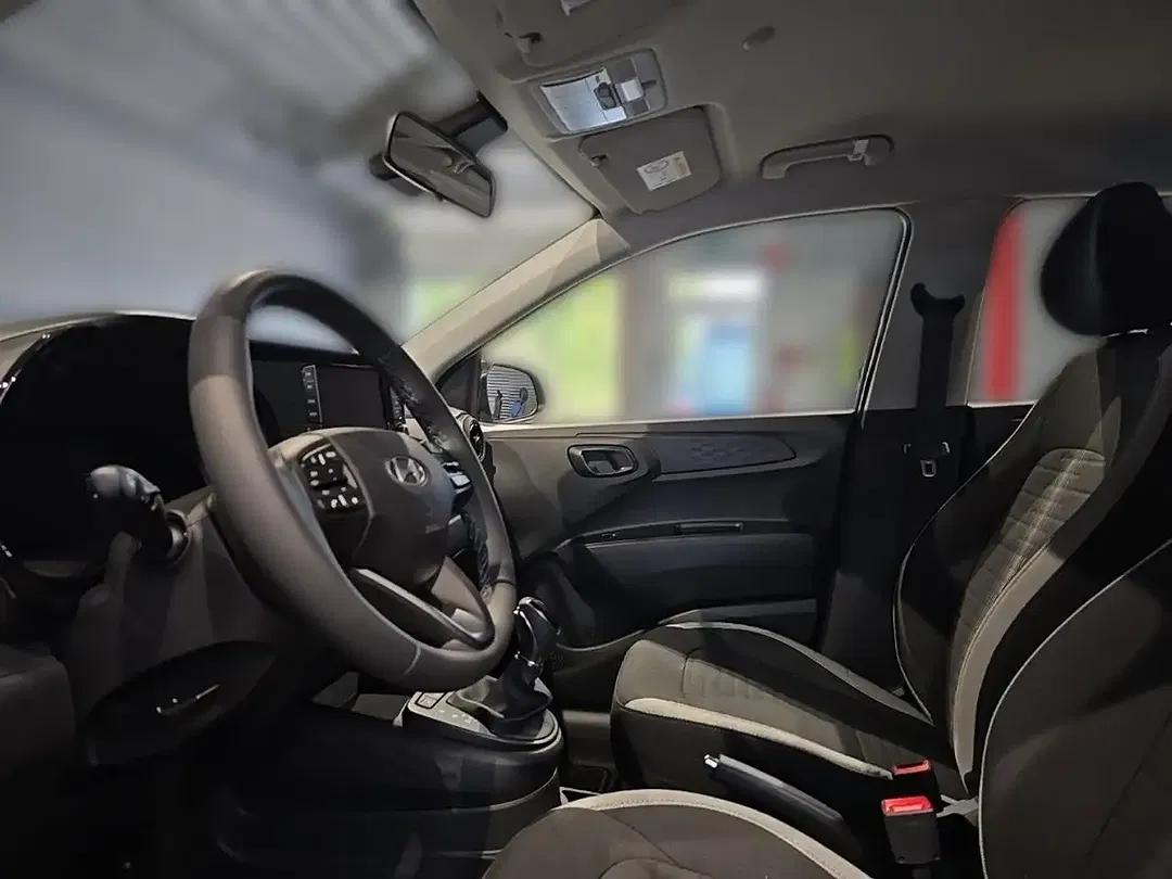Hyundai i10 - Thumbnail 8