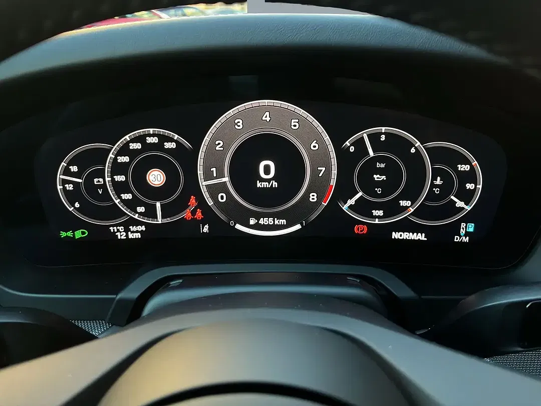 Porsche 992 - Thumbnail 13