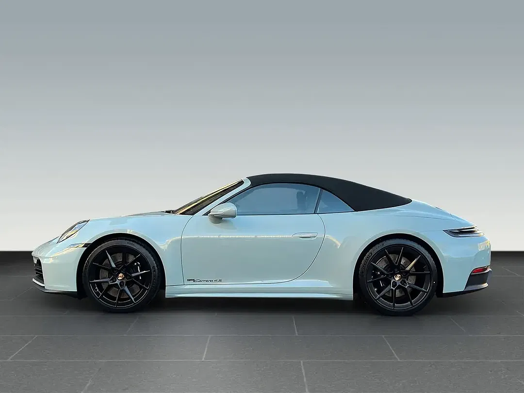 Porsche 992 - Thumbnail 2