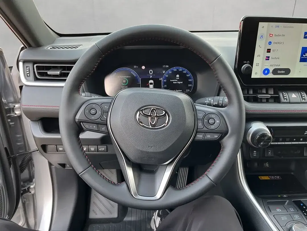 Toyota RAV 4 - Thumbnail 11