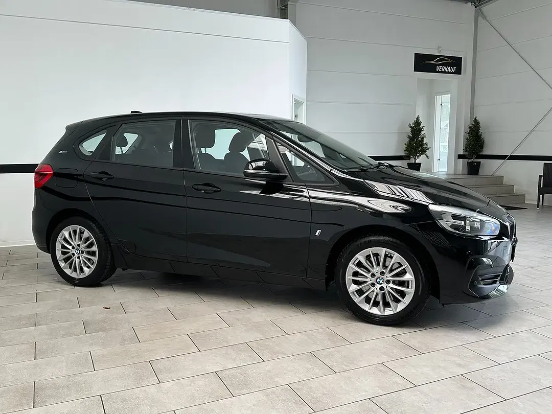 BMW 225 - Thumbnail 4