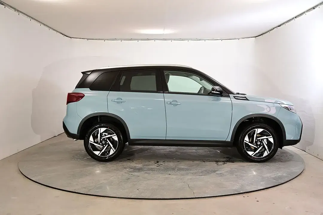Suzuki Vitara - Thumbnail 6