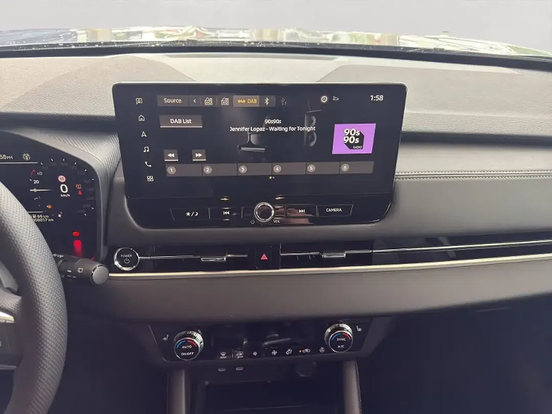 Mitsubishi Outlander - Thumbnail 13