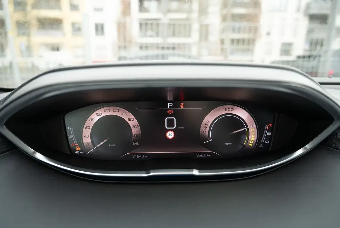 Peugeot 5008 - Thumbnail 12