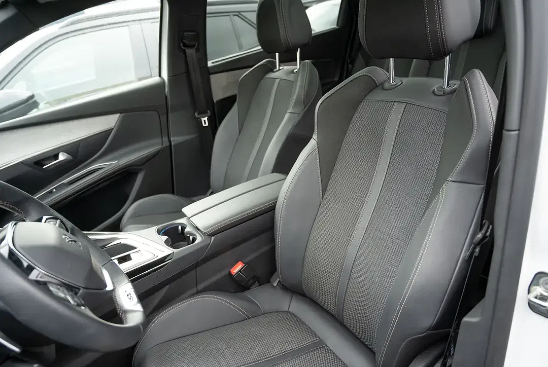 Peugeot 5008 - Thumbnail 6