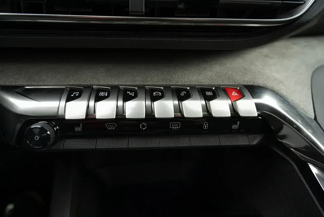 Peugeot 5008 - Thumbnail 9