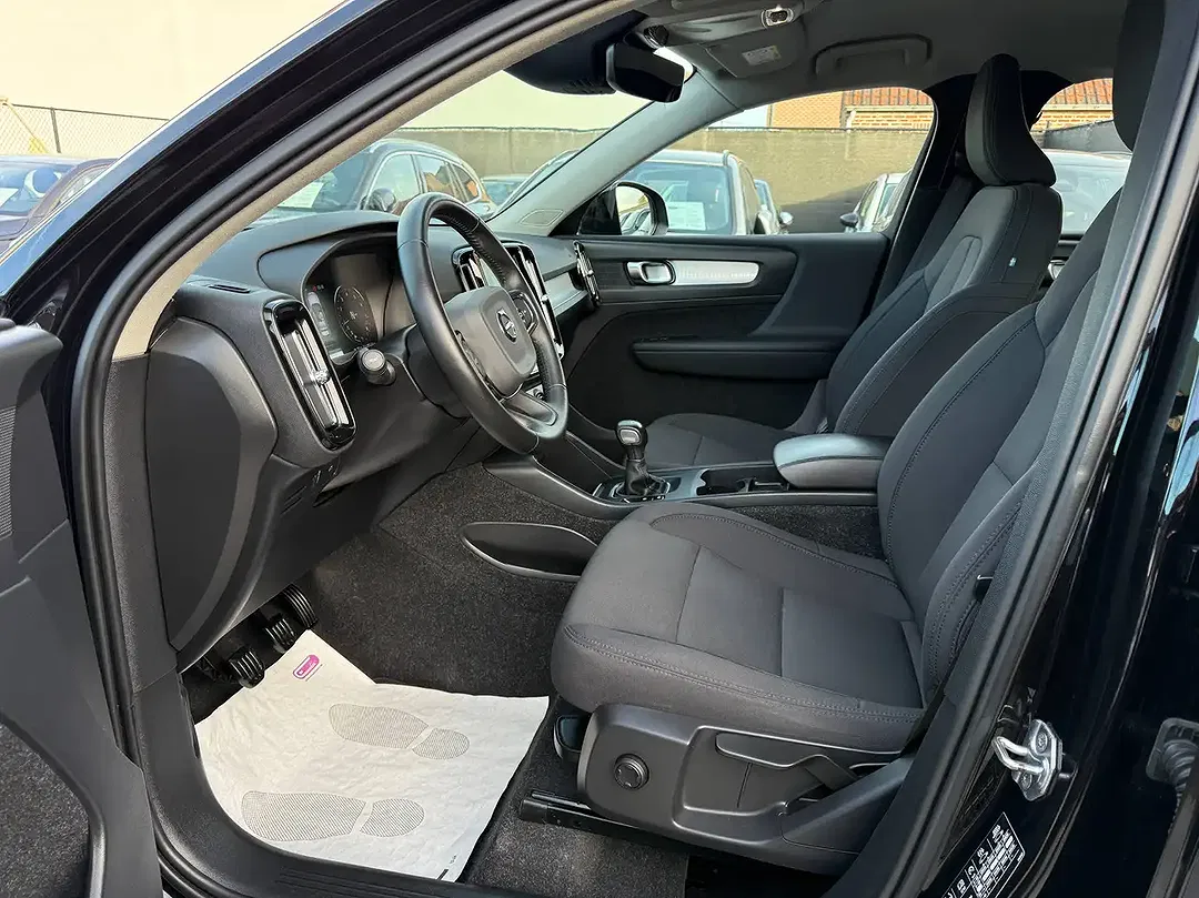 Volvo XC40 - Thumbnail 12