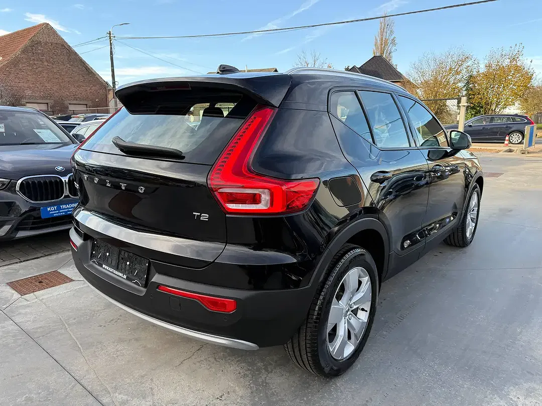 Volvo XC40 - Thumbnail 5